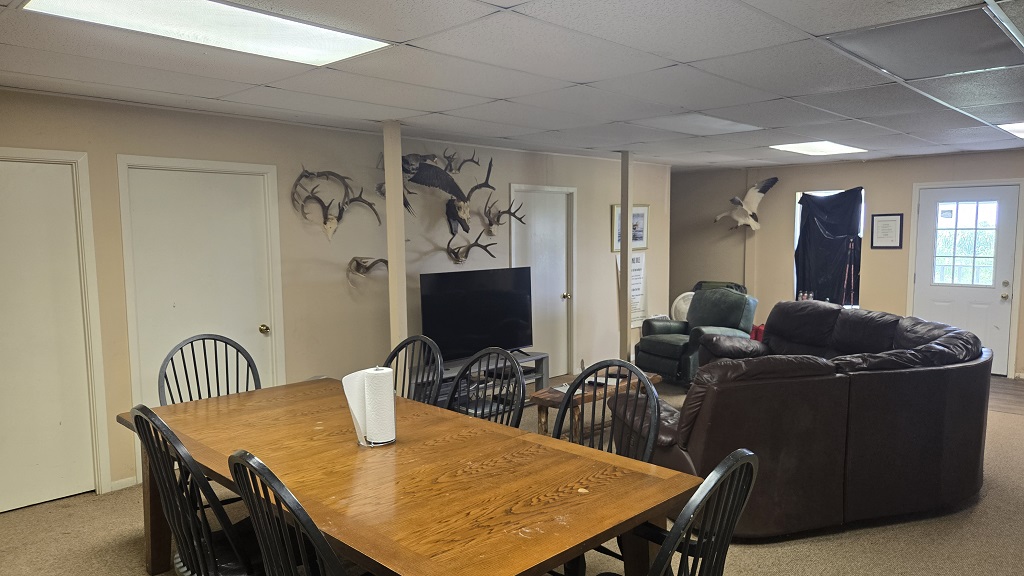 CR 375, EL CAMPO, TX  77437