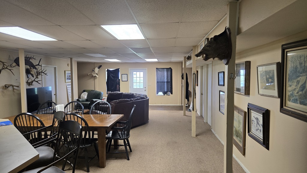 CR 375, EL CAMPO, TX  77437