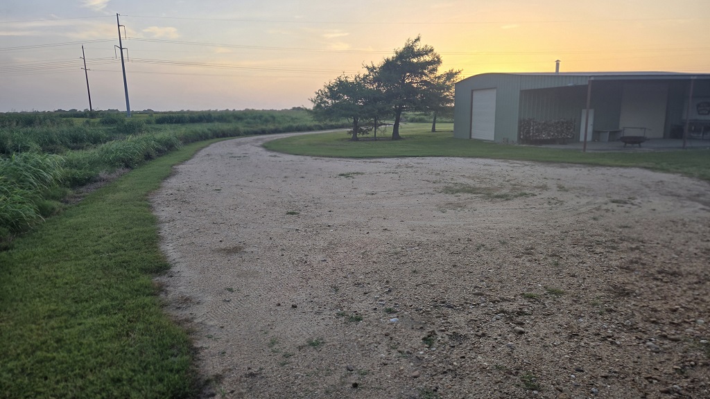 CR 375, EL CAMPO, TX  77437